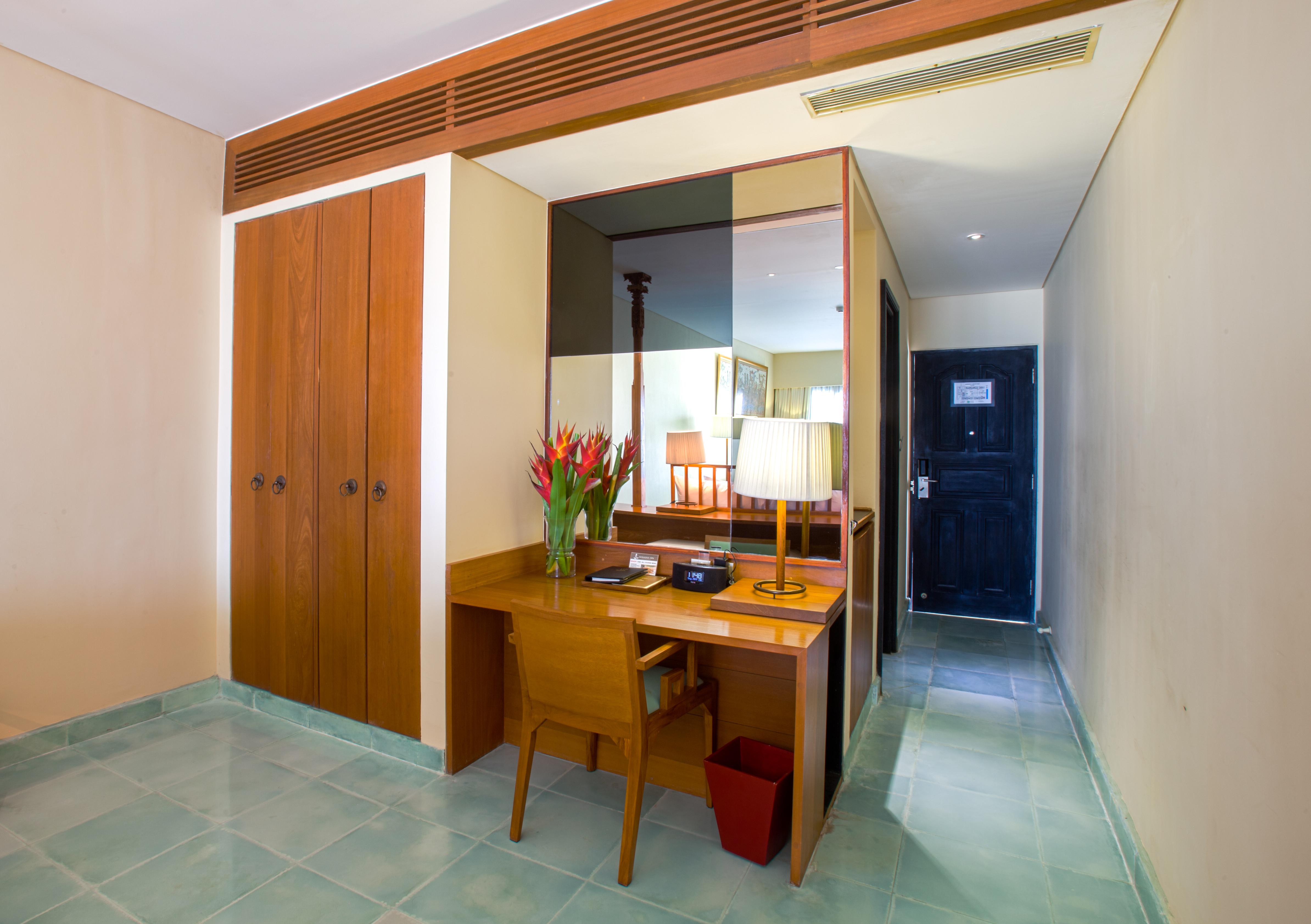 صدارة بوتيك بيتش ريزورت نوسا دوا المظهر الخارجي الصورة A room at the hotel
